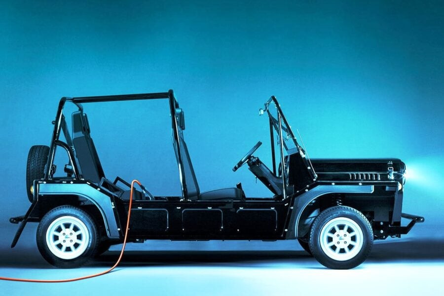 Electric MOKE production starts: they can, when they want!