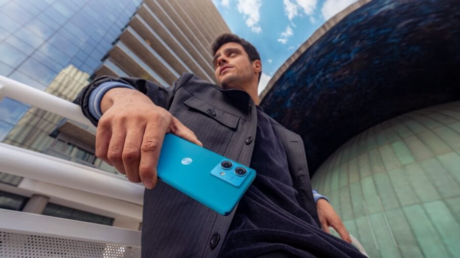 Компанія Motorola анонсувала продажі смартфона edge 40 neo в Україні