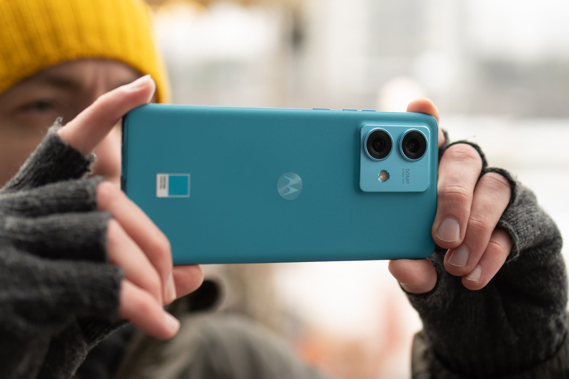 Як покращити ваші фотографії на смартфон? Розказуємо на прикладі Motorola Edge 40 Neo