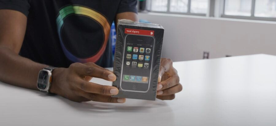 Lucky you: MKBHD managed to find the first iPhone in its original packaging. The asking price is almost $43,000