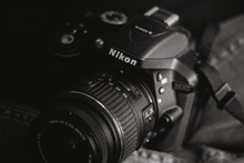 Nikon збирається піти з ринку дзеркальних камер