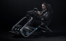 Playseat Trophy Logitech G Edition - Logitech's first chair for car simulator enthusiasts