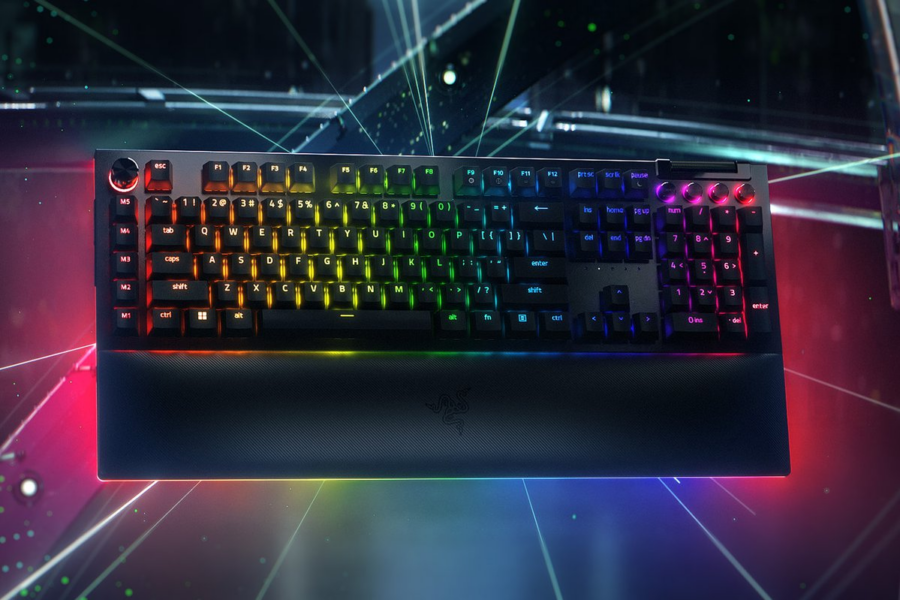 Razer has released the BlackWidow V4 Pro keyboard with a bunch of extra keys