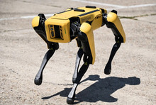 The US will hand over a robot from Boston Dynamics to Ukraine to help with mine clearance