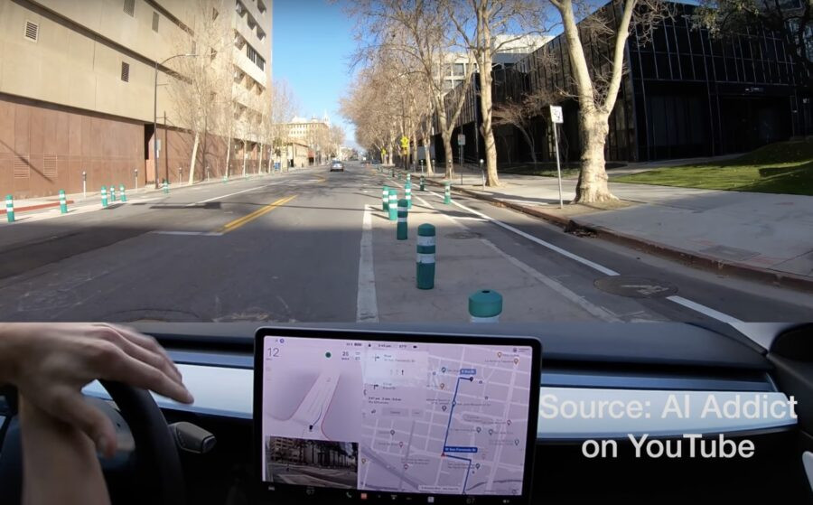 Автопілот Tesla під час тесту в’їхав у стовпець