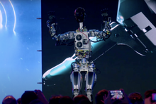 Elon Musk presented a prototype of the Optimus humanoid robot