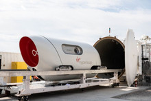 Virgin Hyperloop перемикає фокус з пасажирів на вантаж та звільняє половину свого персоналу