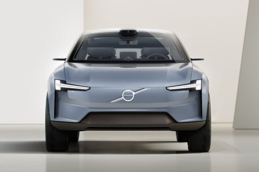 Нові автівки Volvo будуть оснащені сенсорами в салоні, які слідкуватимуть за очима водія