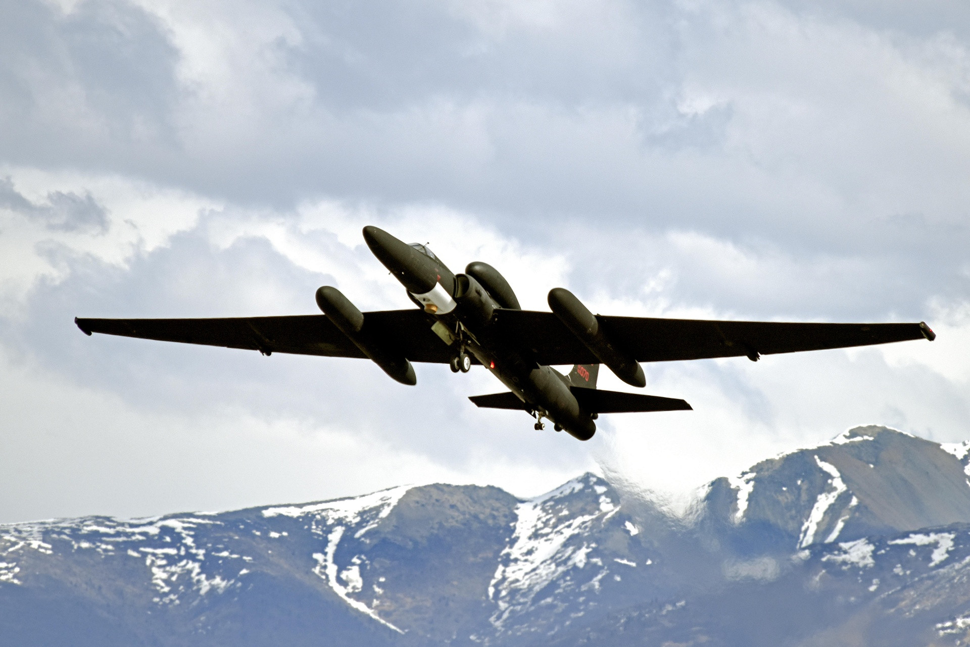 Зліт Lockheed U-2S з авіабази Біл (Каліфорнія), 2017 рік