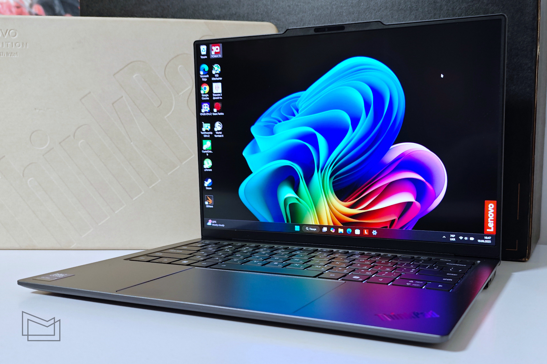 Огляд Lenovo ThinkPad X9-14 Gen 1: дизайн та конструкція