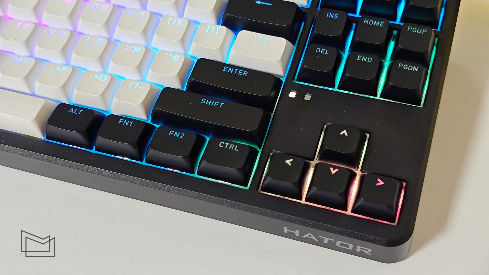 Огляд HATOR Rockfall 3 TKL Wireless: дизайн та конструкція