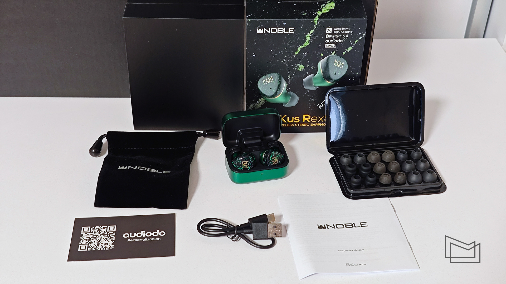 Огляд Noble Audio FoKus Rex5: комплектація