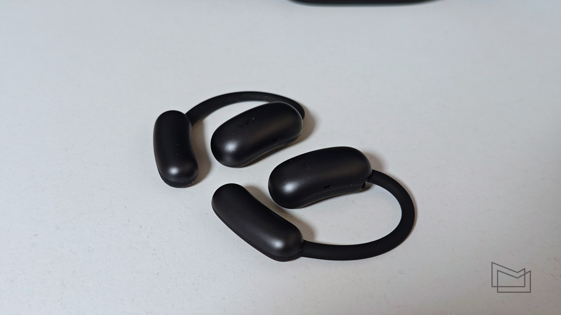 Огляд Anker soundcore AeroFit 2: керування