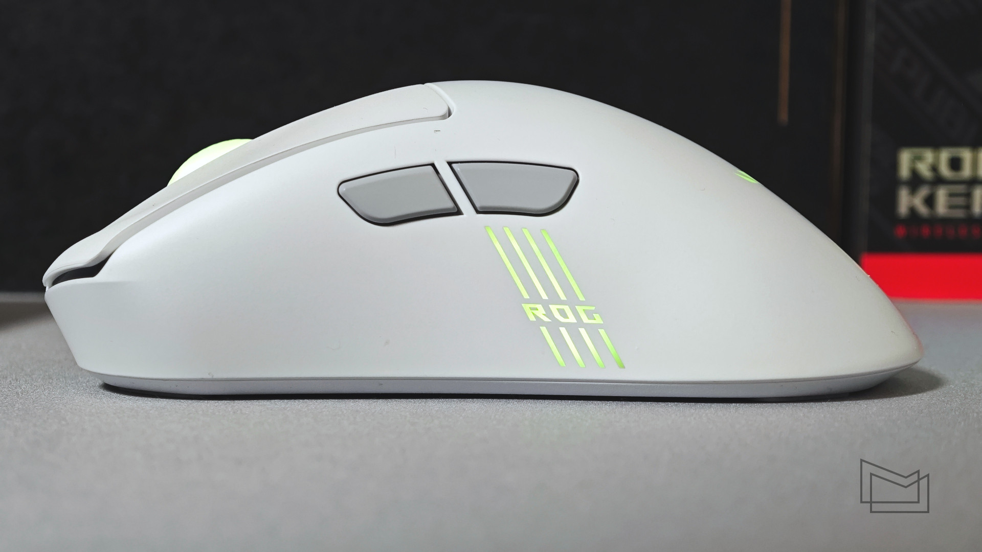 Огляд ASUS ROG Keris II Origin: дизайн та конструкція