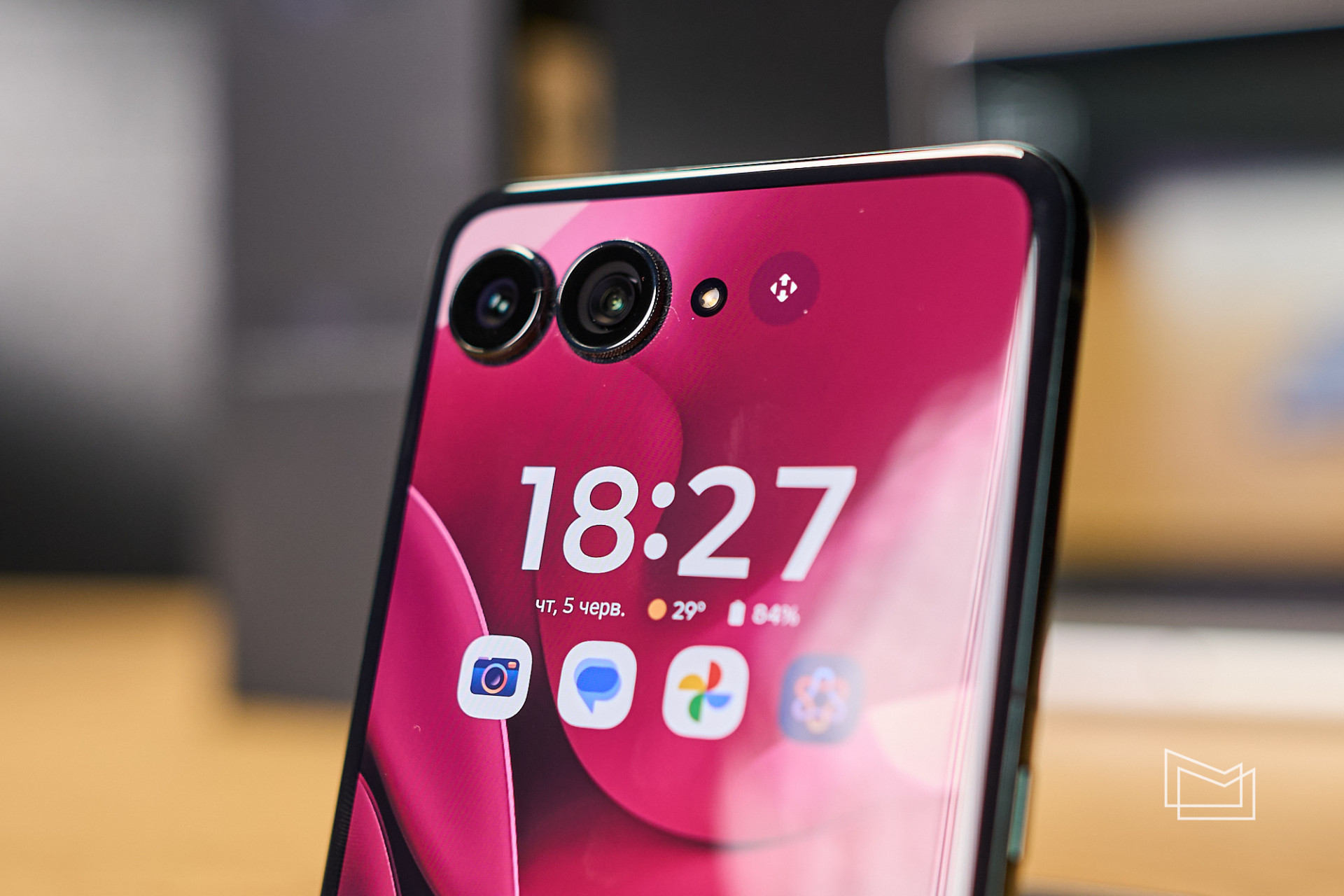 Огляд Motorola Razr 60 Ultra: камери