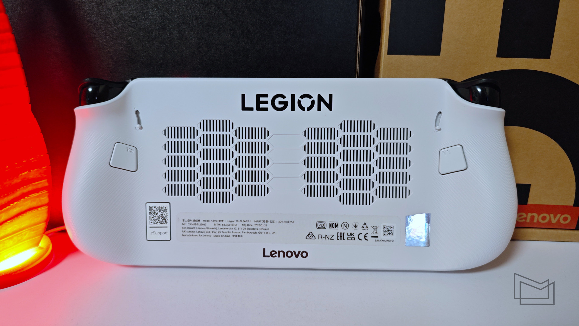 Огляд Lenovo Legion Go S: дизайн та ергономічність