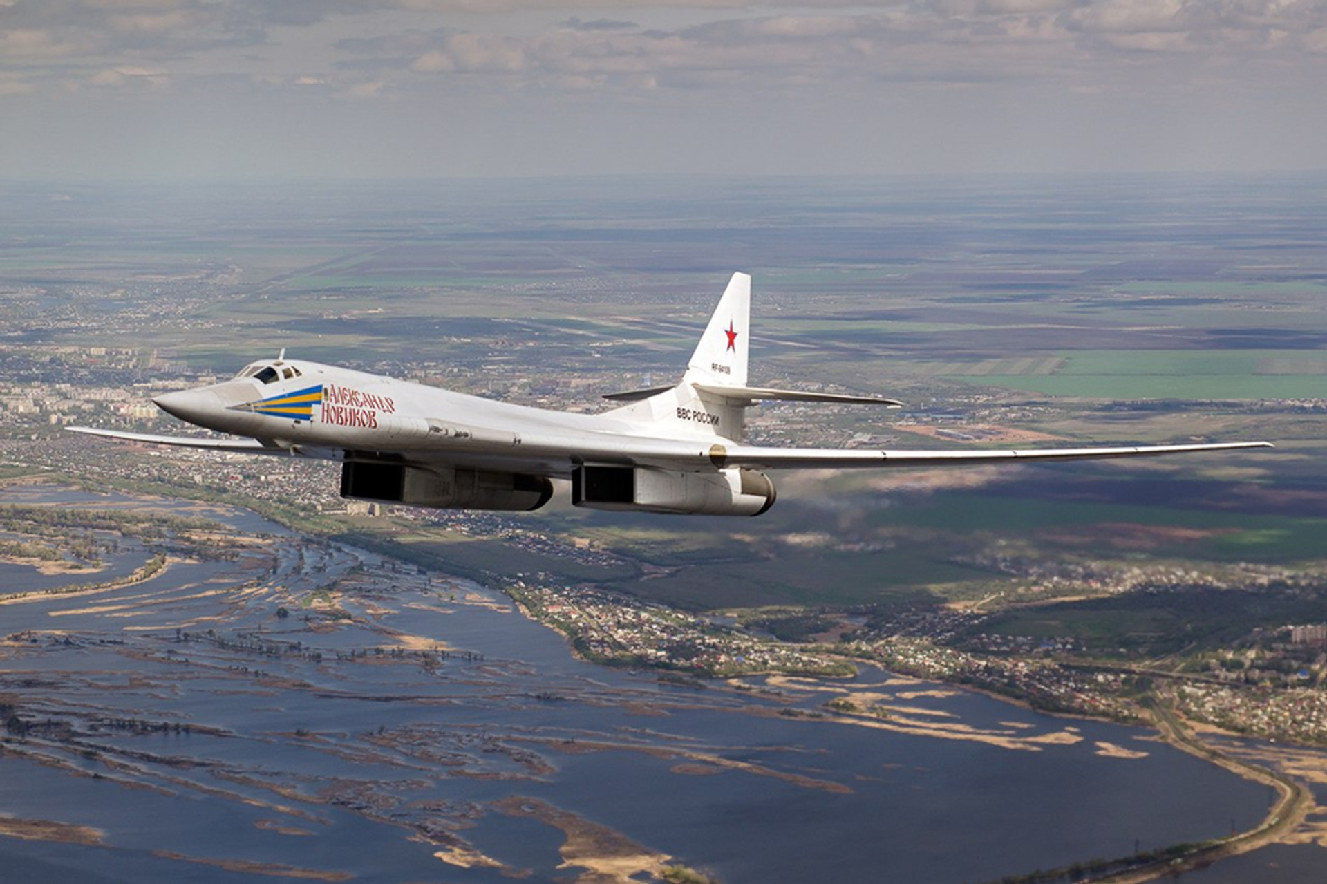 Російський Ту-160 Александр Новіков / фото з відкритих джерел