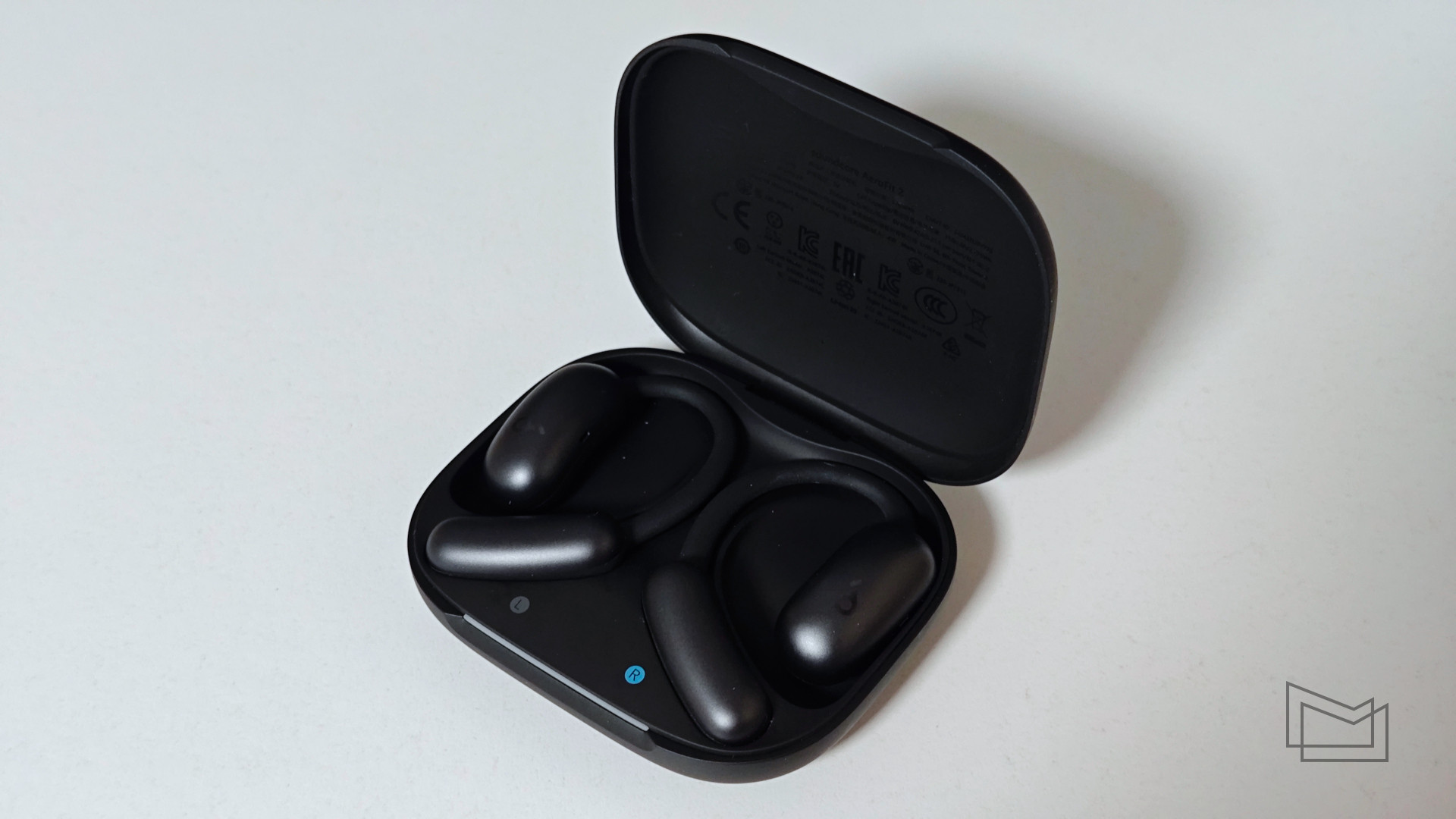 Огляд Anker soundcore AeroFit 2: дизайн та зручність використання