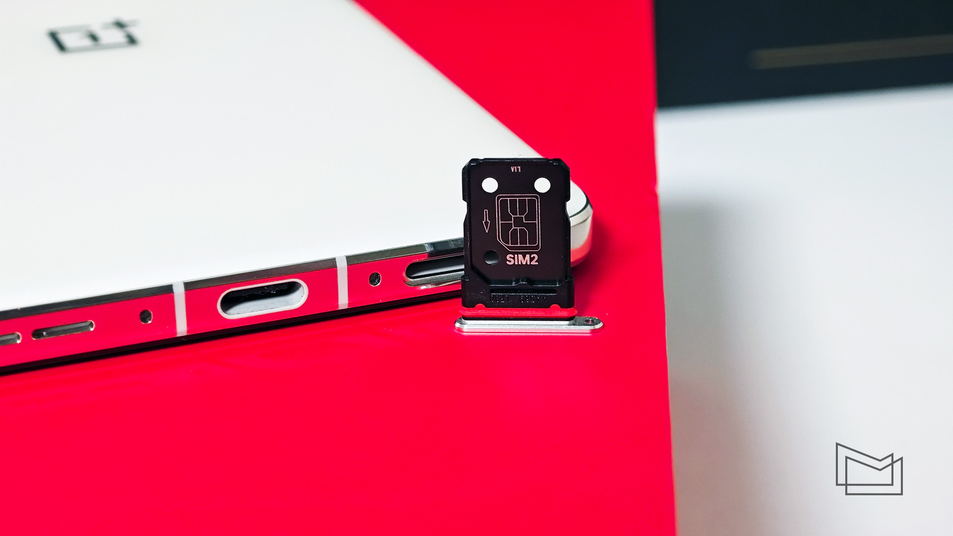 OnePlus 13 review: design and ergonomics