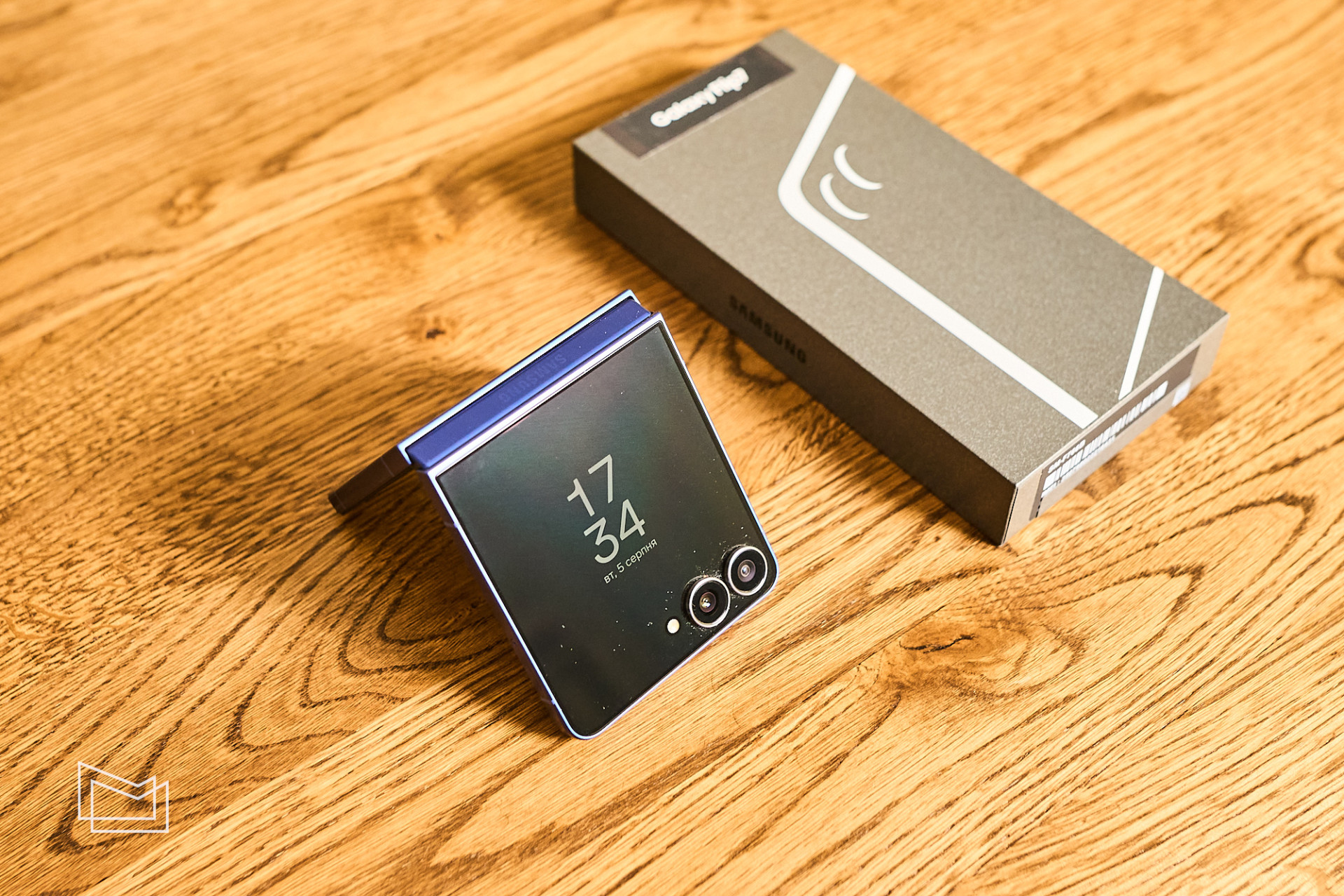 Огляд Samsung Galaxy Flip7: дизайн та ергономічність