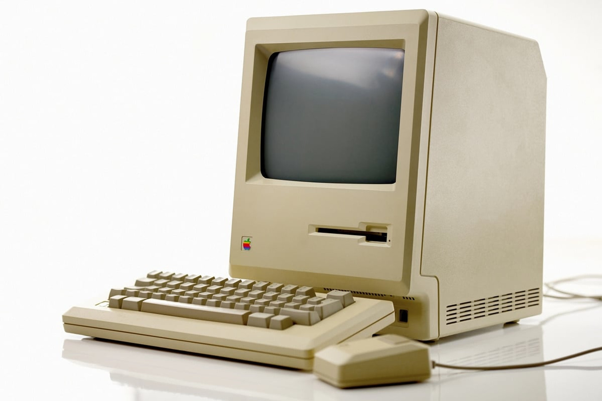 Apple Macintosh 40 років
