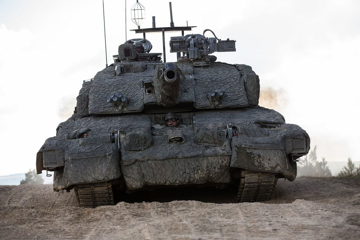 Challenger 2