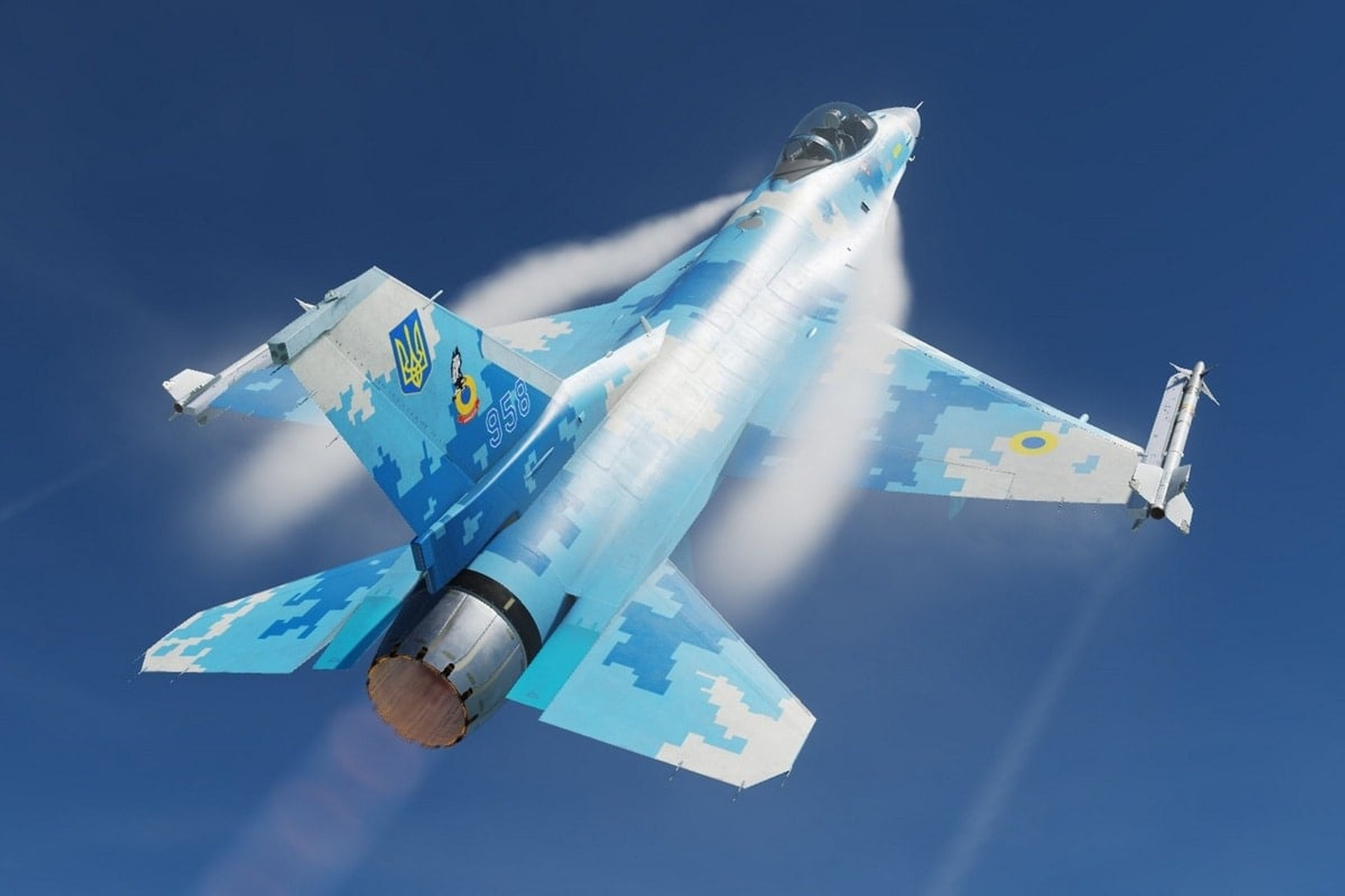 F-16