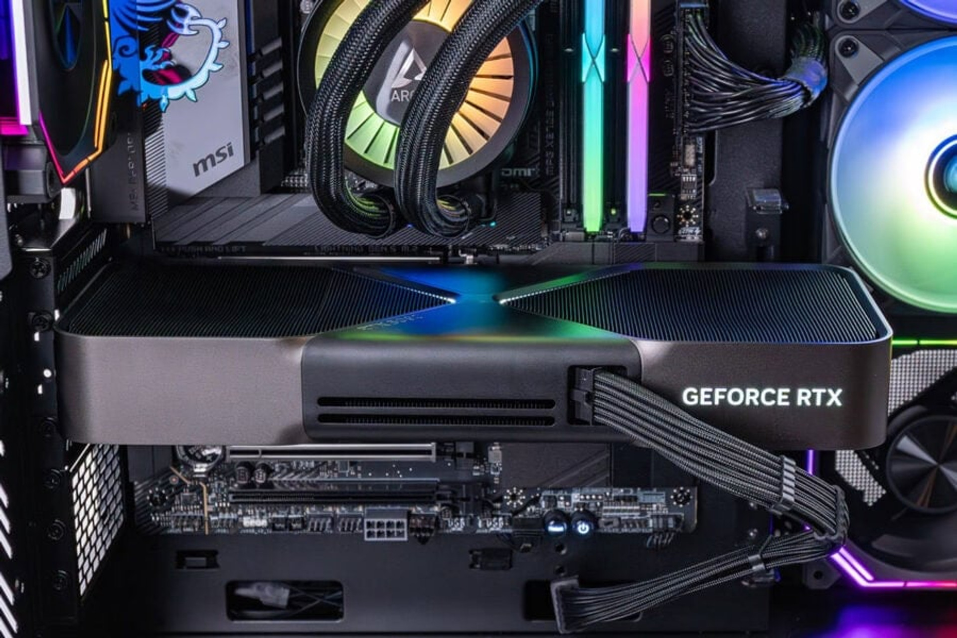 GeForce RTX 5090 test platform