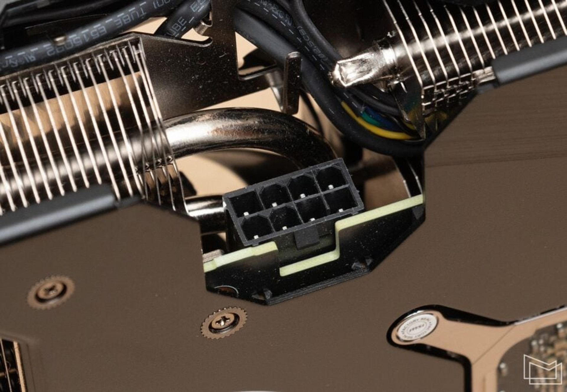 MSI GeForce RTX 4060 Ti GAMING X TRIO 8G power connector