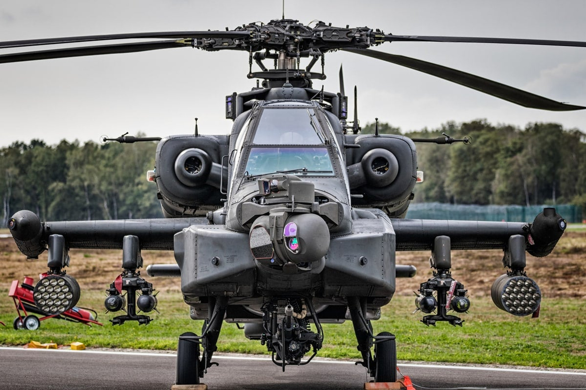 AH-64 Apache