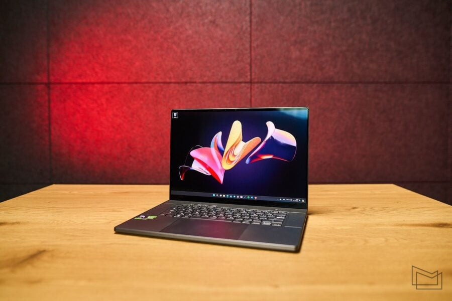 ROG Zephyrus G16 (2024)