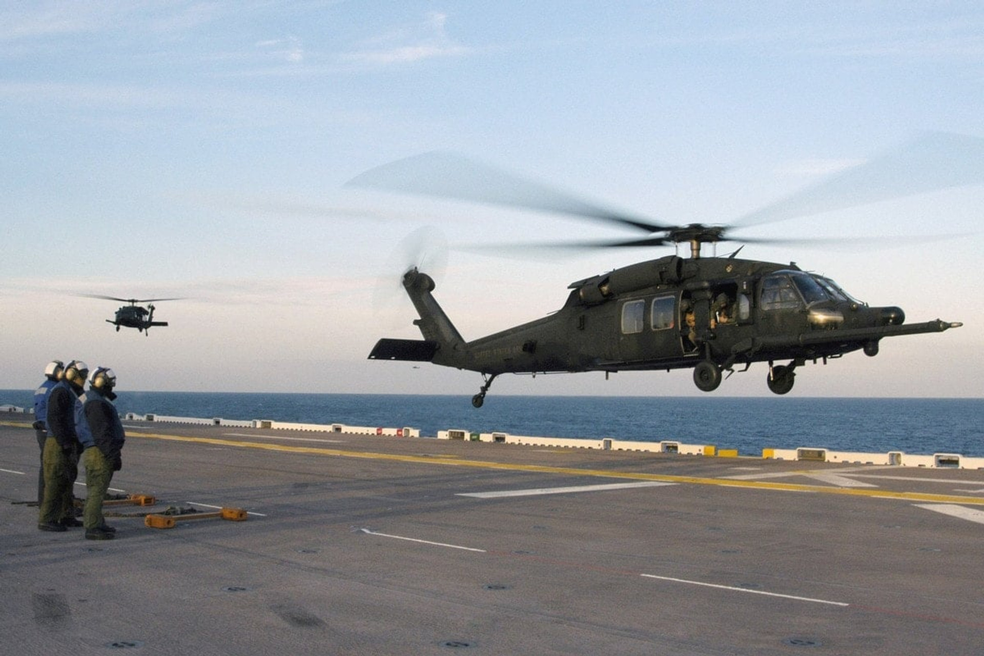 Гелікоптер Sikorsky UH-60 Black Hawk