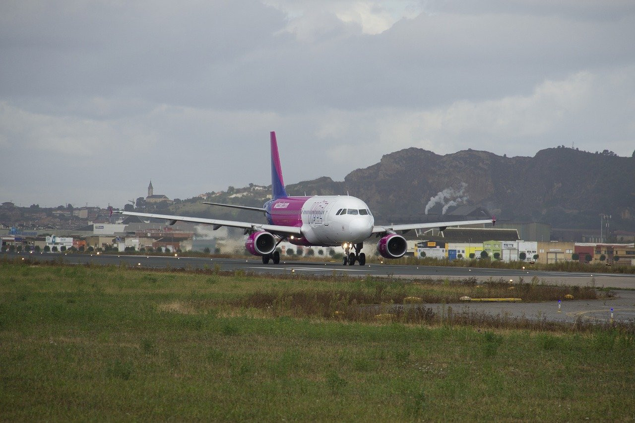 Wizz Air Plane