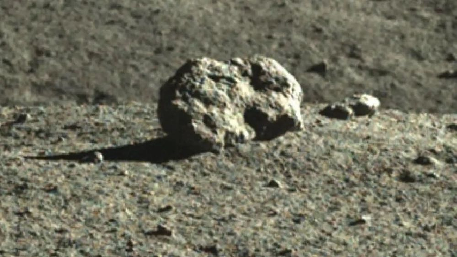 Yutu 2 moon hut