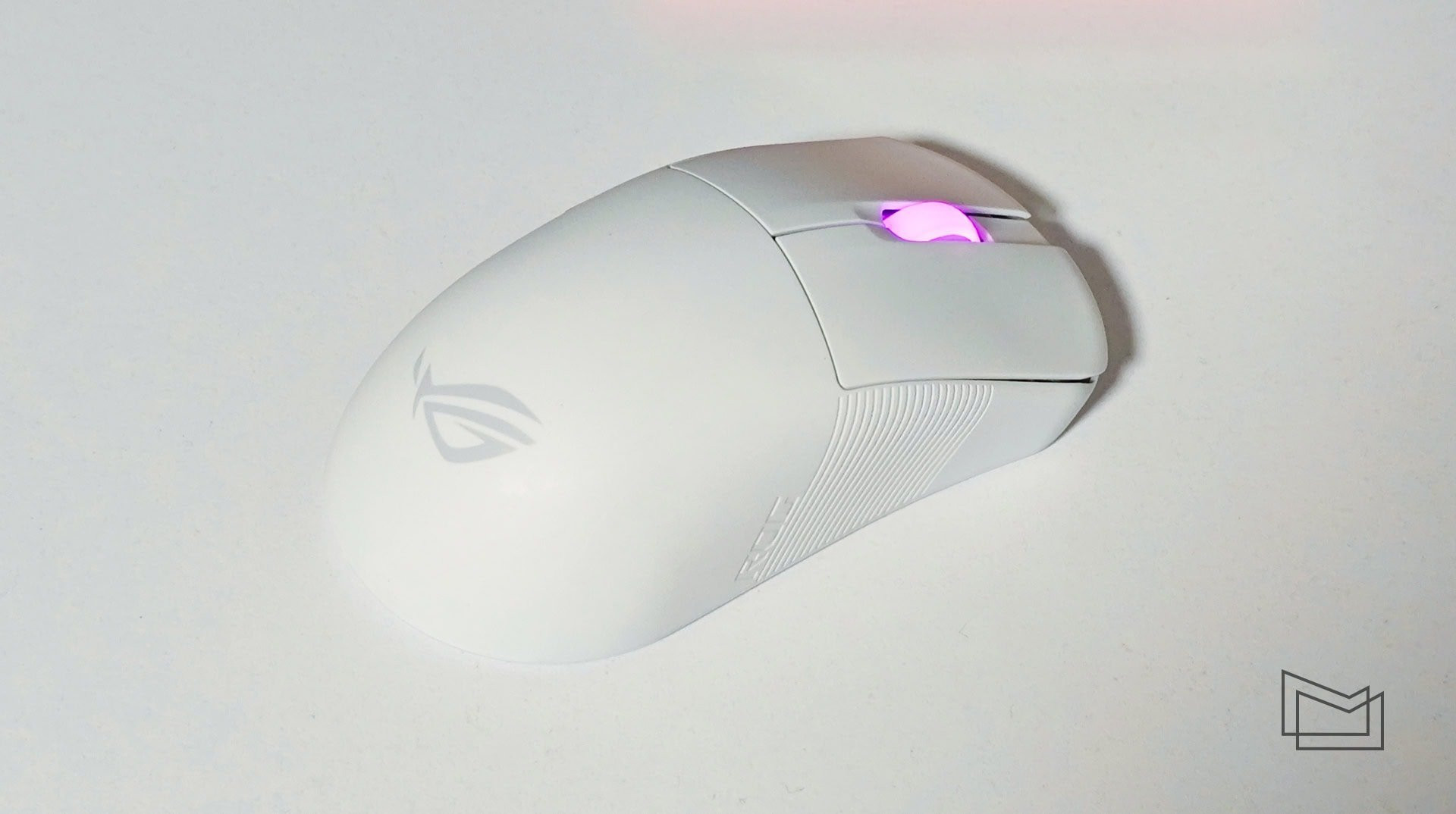 Огляд ASUS ROG Harpe Ace Mini: зовнішній вигляд