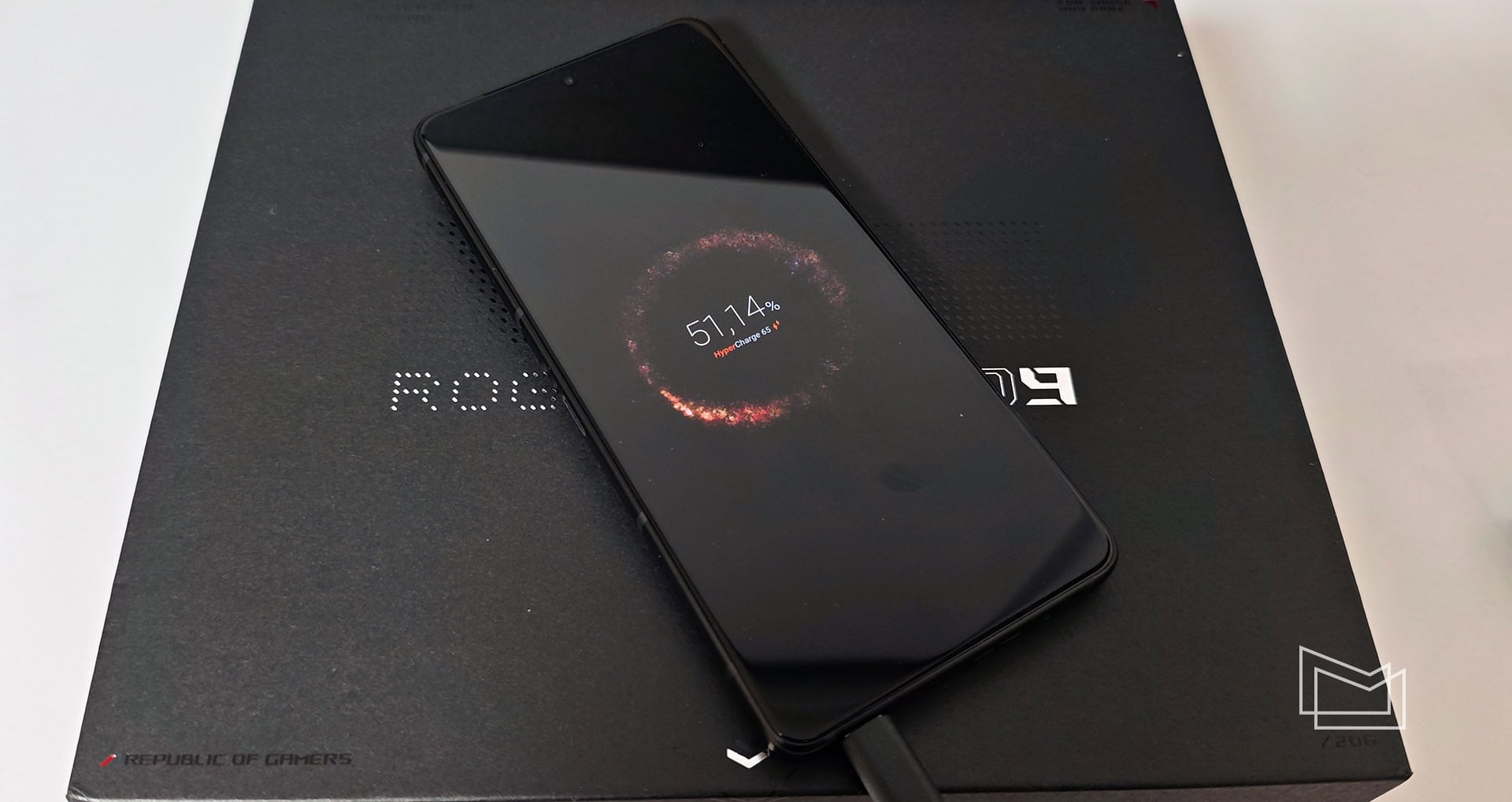 Огляд ASUS ROG Phone 9 Pro: автономність