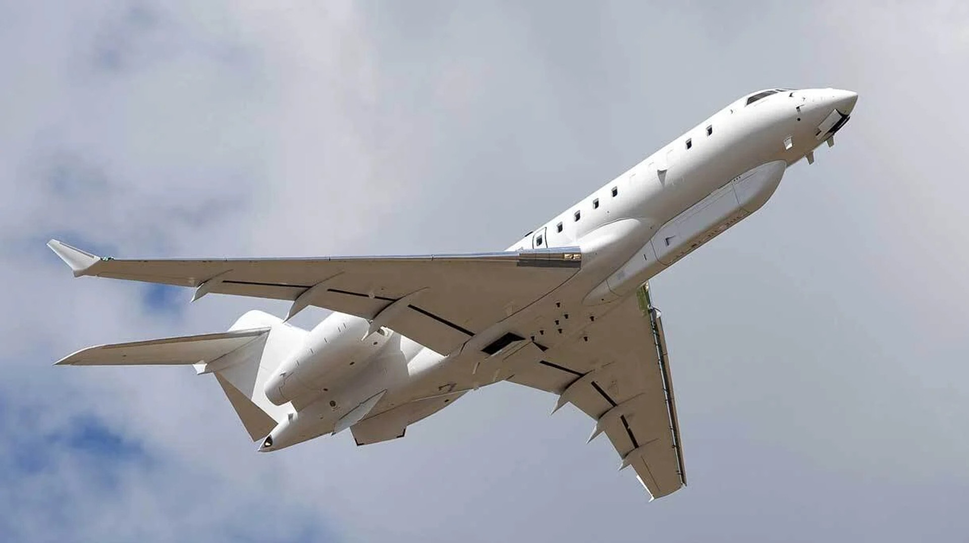 Бізнес джет Bombardier Global 6500 перероблений L3Harris Technologies для виконання місій з розвідки та спостереження, 2025 рік