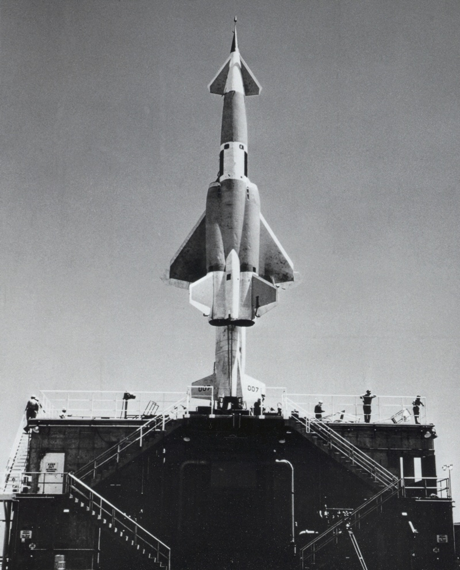 SM-64 Navaho на стартовому столі, 25 квітня 1957 року.