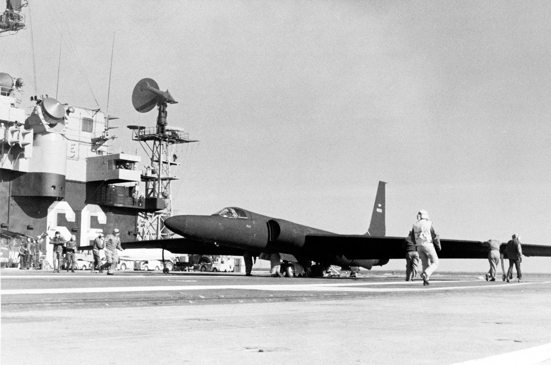 Тестування зльоту Lockheed U-2 з борту авіаносця USS America (CV-66), 1984 рік