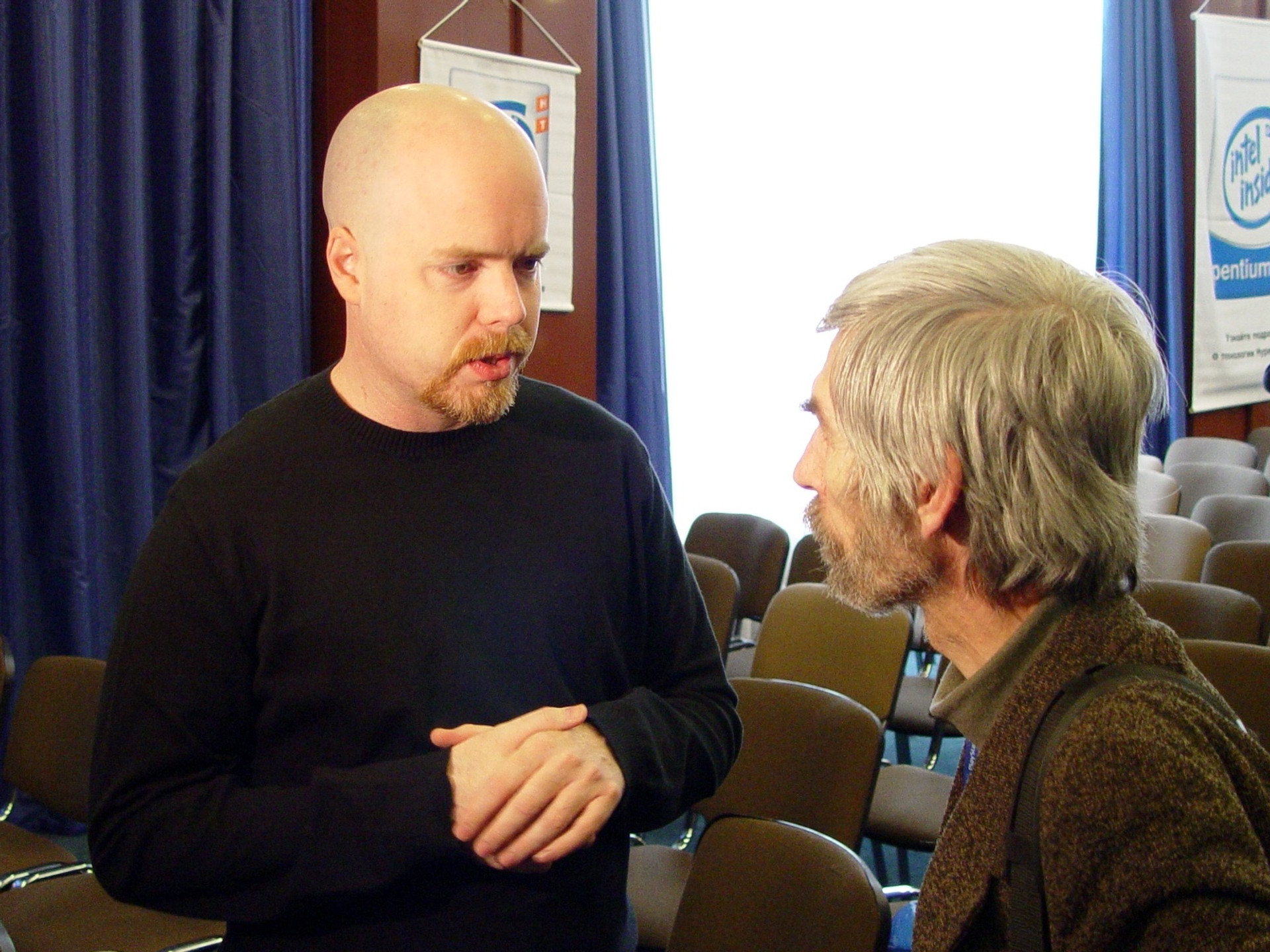 Tom Hall and Alex Ptitsya discuss the nuances of the plot of Anachronox. 2004, photo by the author