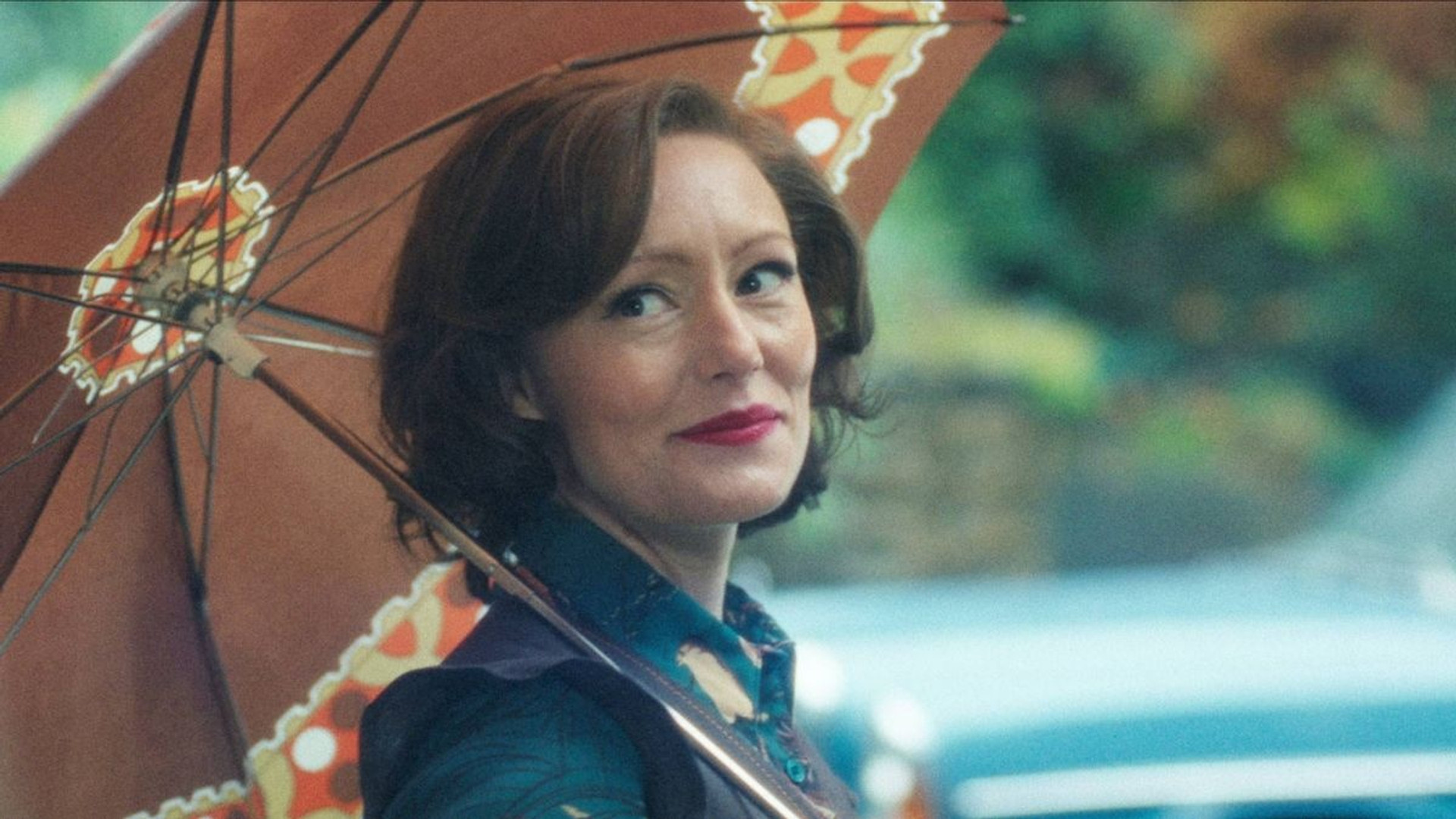 A still from the TV series Cassandra / Cassandra