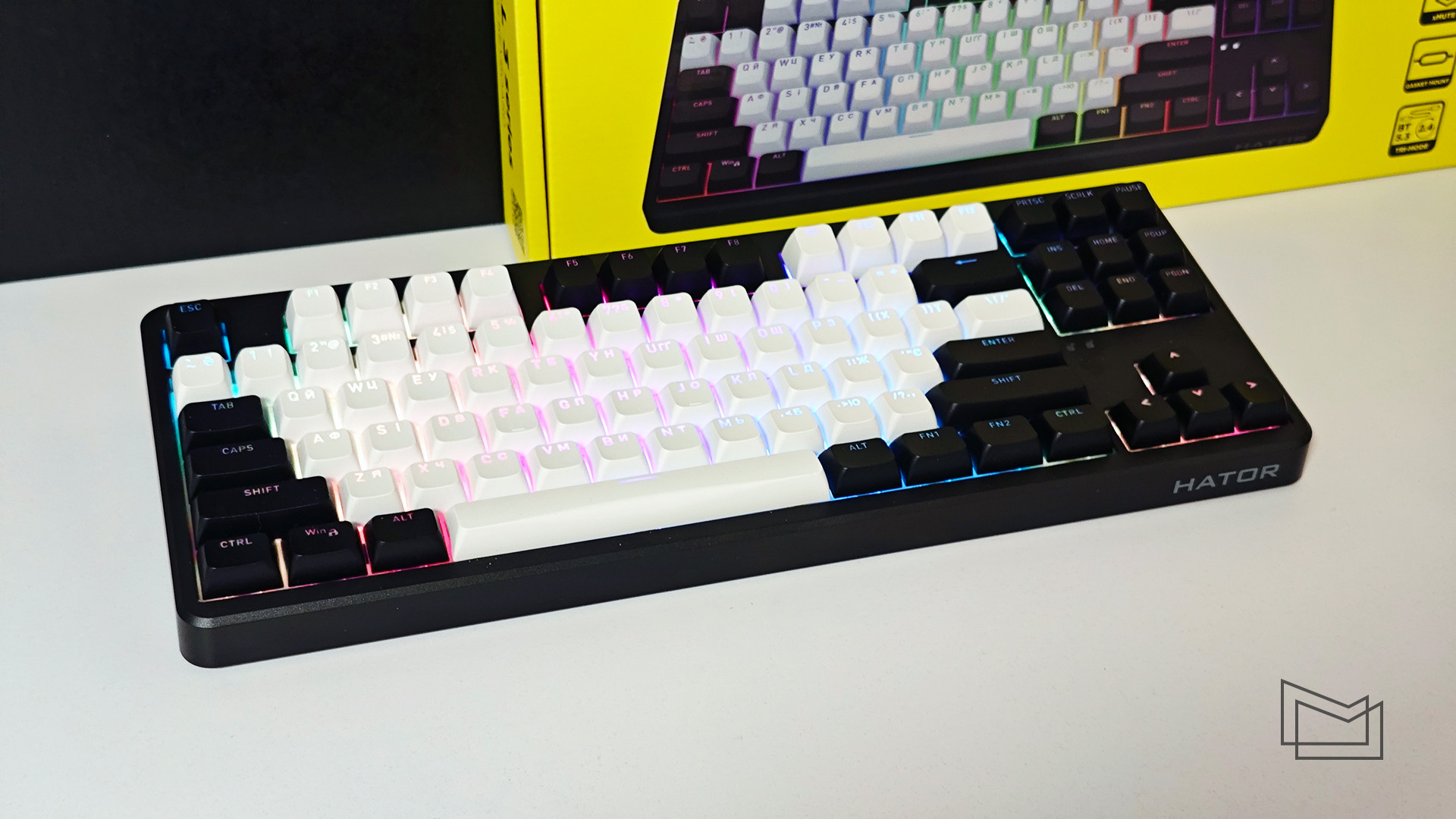 Огляд HATOR Rockfall 3 TKL Wireless: дизайн та конструкція