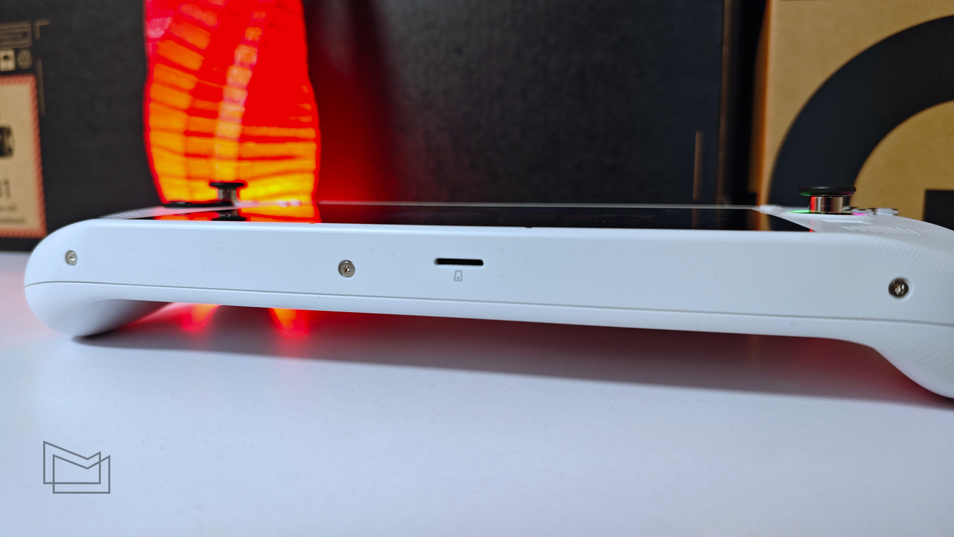 Огляд Lenovo Legion Go S: дизайн та ергономічність