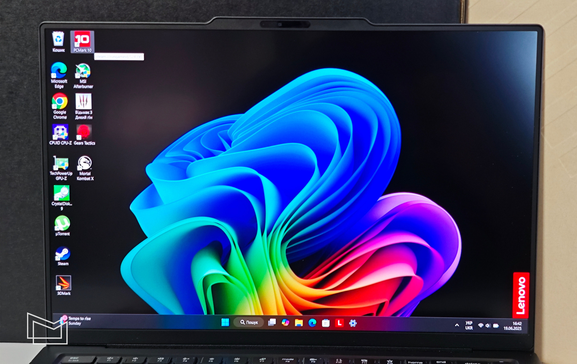 Огляд Lenovo ThinkPad X9-14 Gen 1: дисплей
