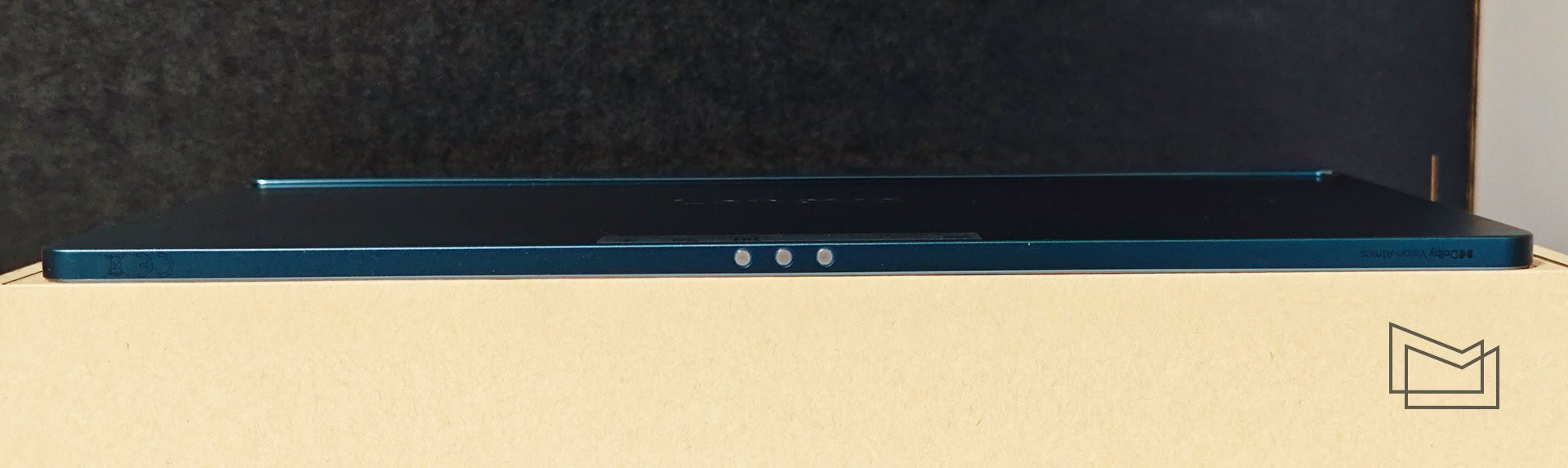 Огляд Lenovo Yoga Tab Plus: дизайн
