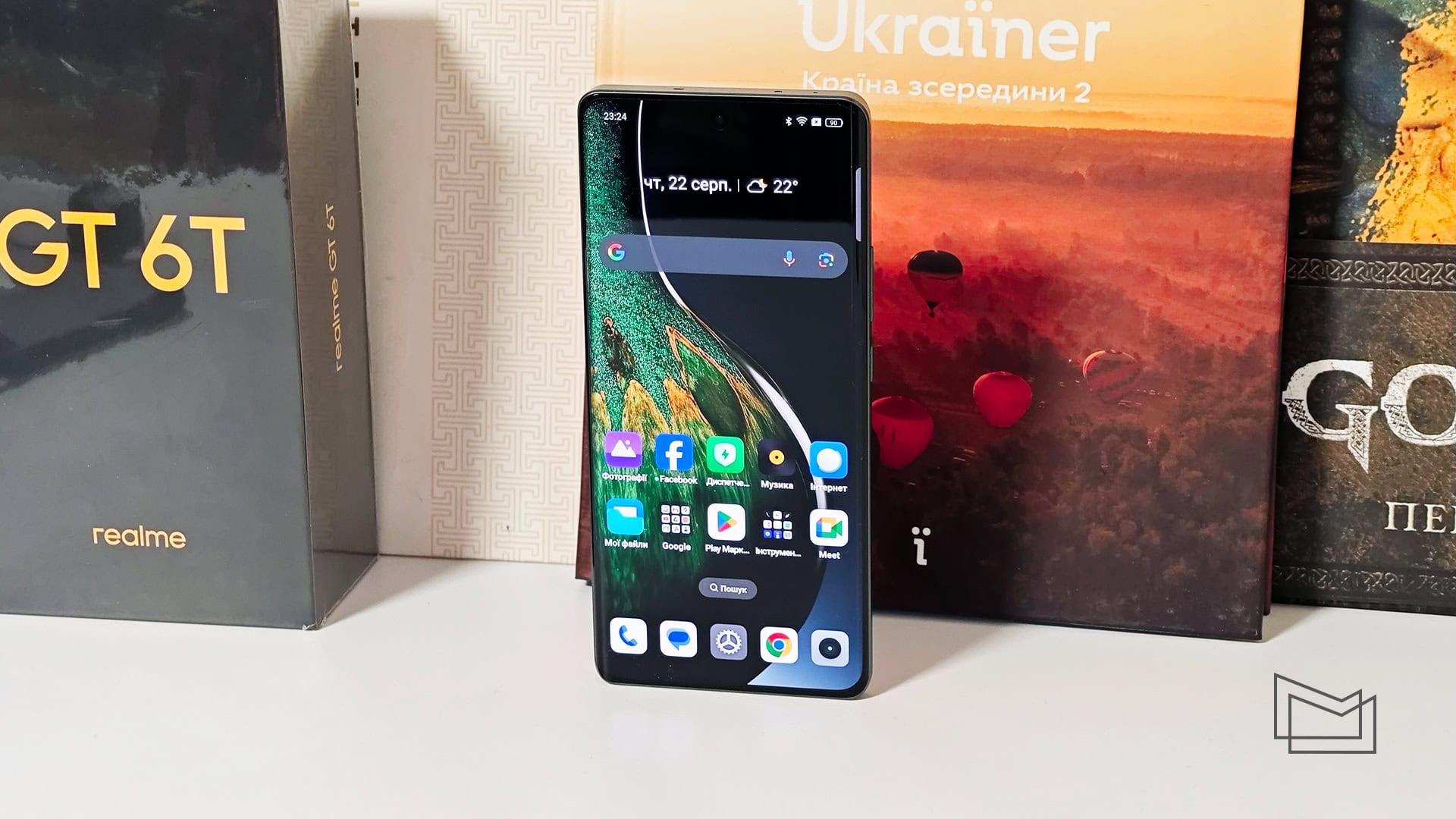 Огляд realme GT 6T: зовнішній вигляд