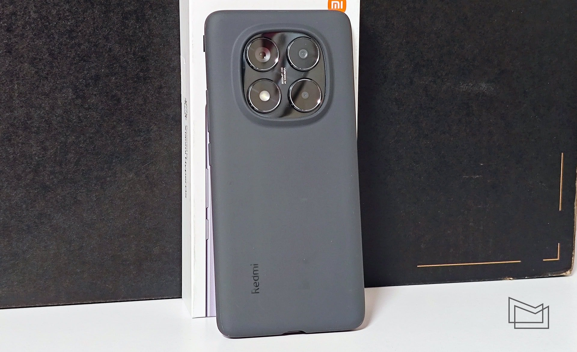 Огляд Xiaomi Redmi Note 14 Pro 5G: комплект постачання