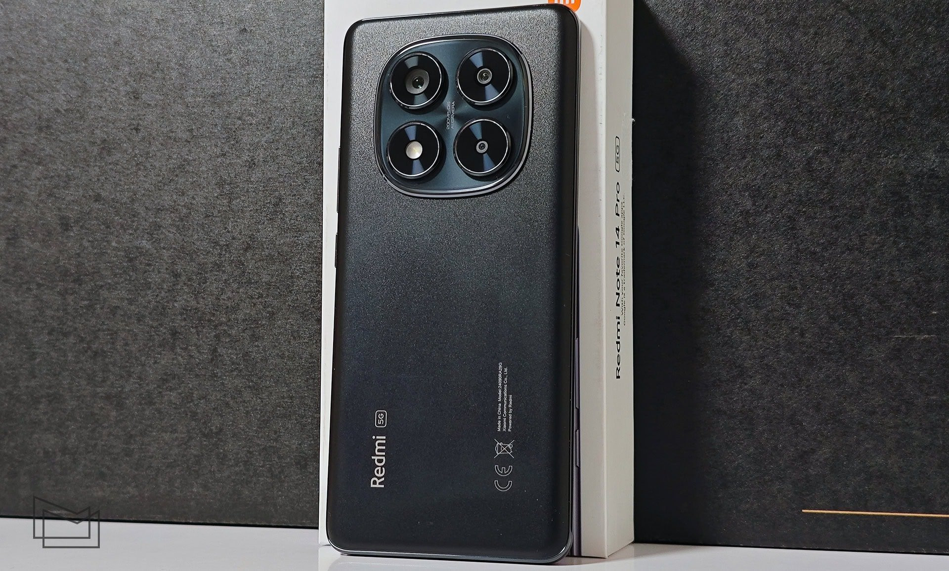 Огляд Xiaomi Redmi Note 14 Pro 5G: комплект зовнішній вигляд