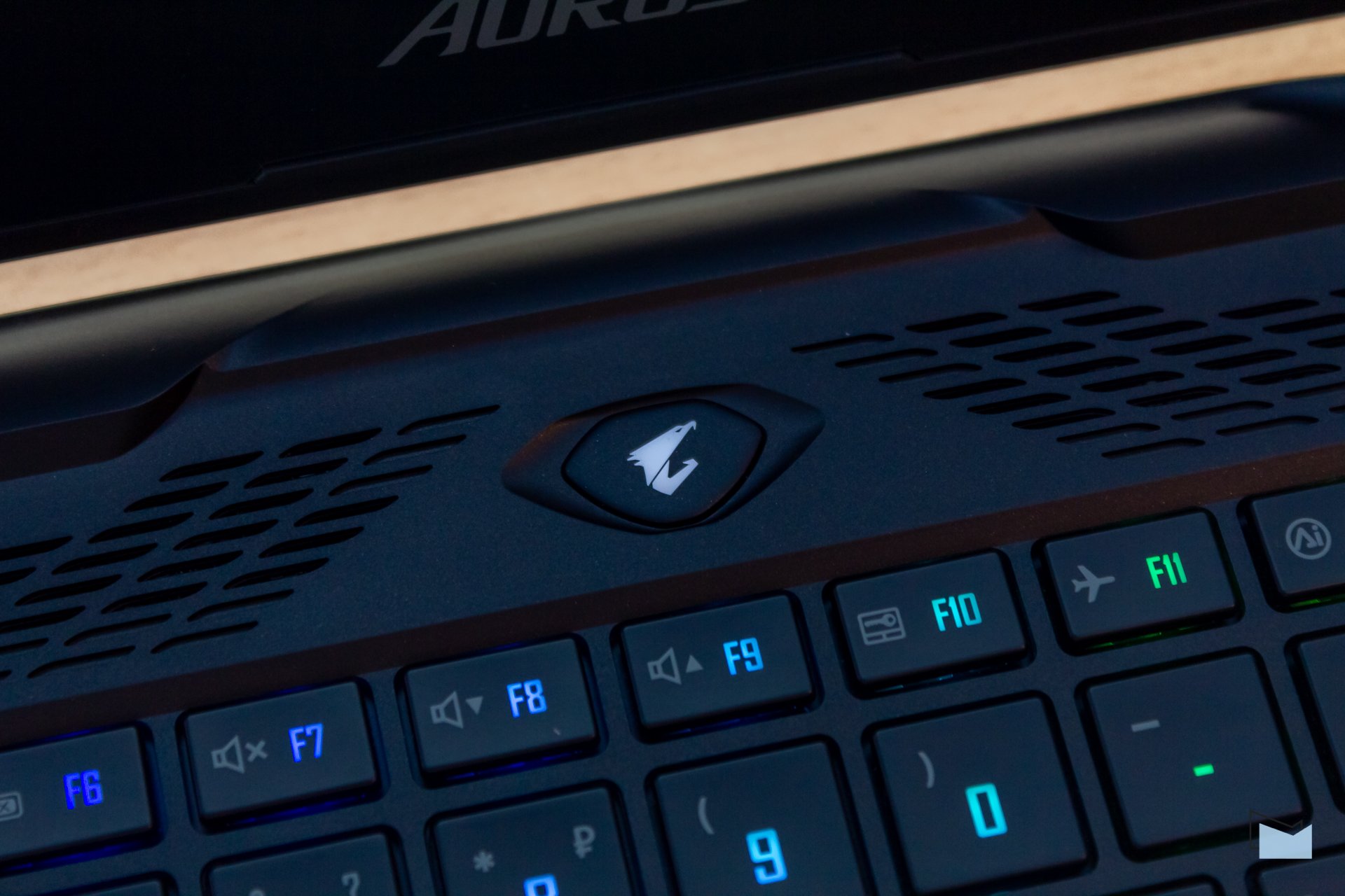 AORUS 15 XE4 (8 of 23)