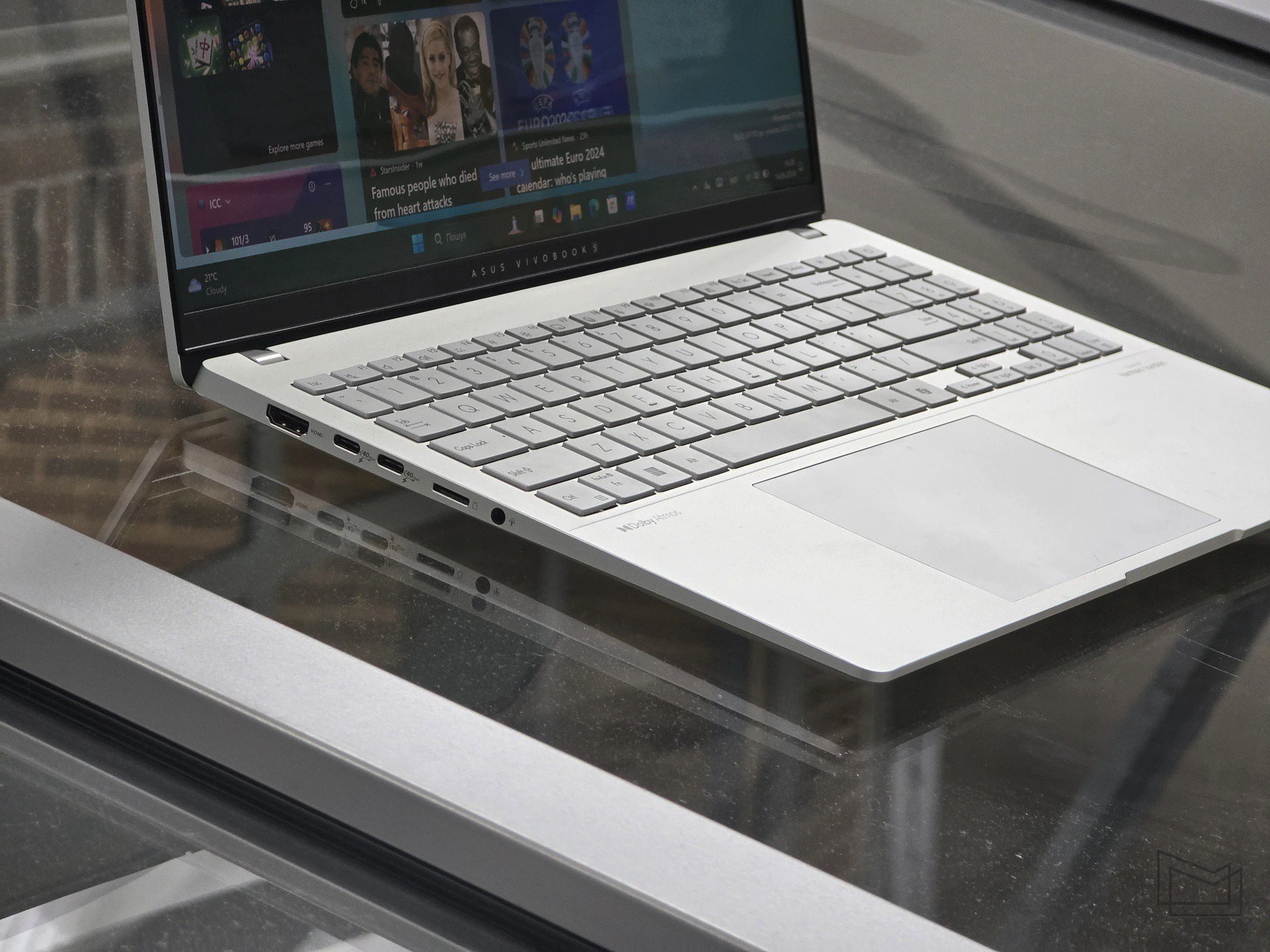 ASUS-Vivobook-S-15-Copilot+PC-12